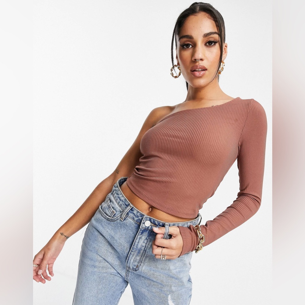 one-shoulder top with long sleeve in rib